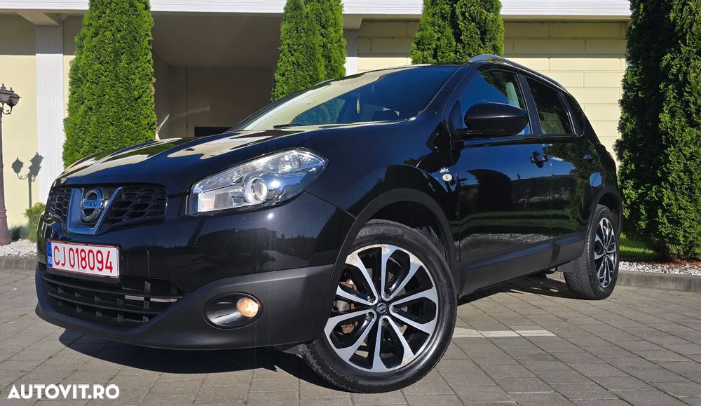 Nissan Qashqai 2.0 DCI 4 x 4 DPF tekna - 1