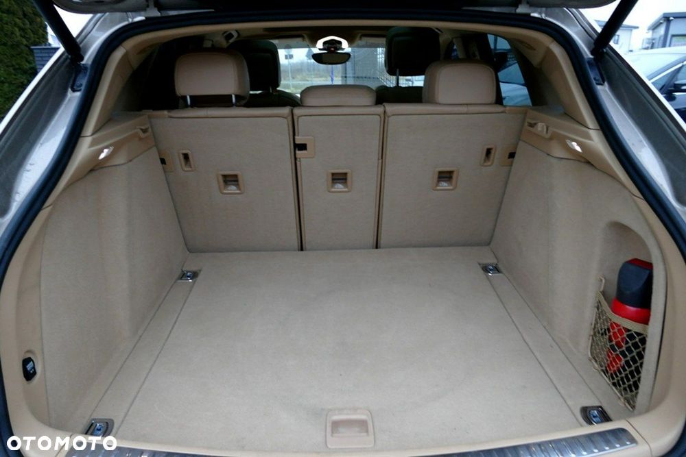 Porsche Macan S - 36