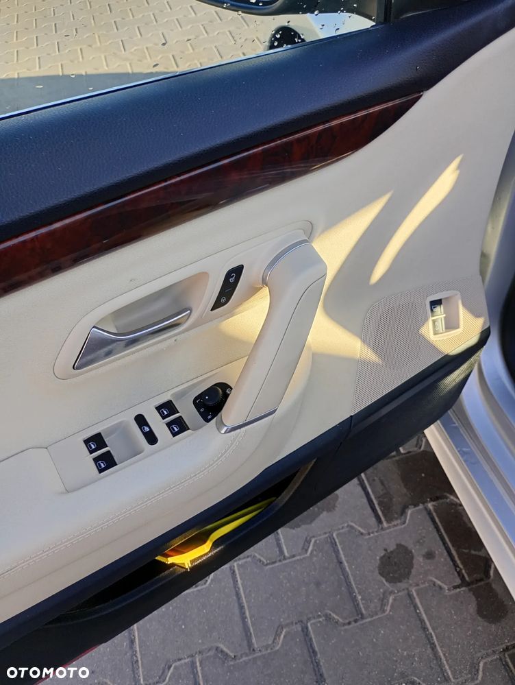 Volkswagen Passat CC 2.0 TDI DPF BMT - 24