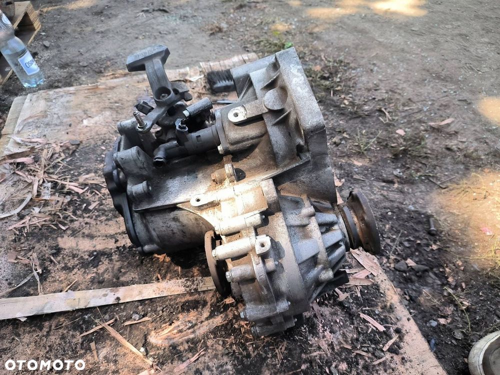 Skrzynia biegów Passat B6 1.9 TDi 105KM KBM - 2
