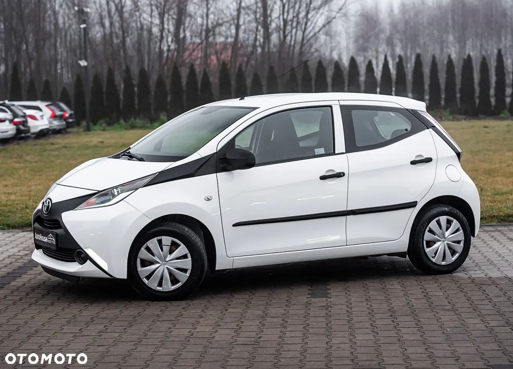 Toyota Aygo x-play Eco - 11