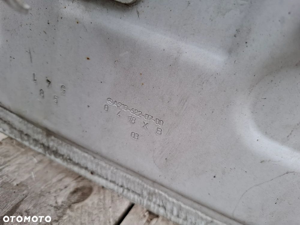 Podłużnice kompletne P/L strona Mercedes Sprinter 2018r - 9