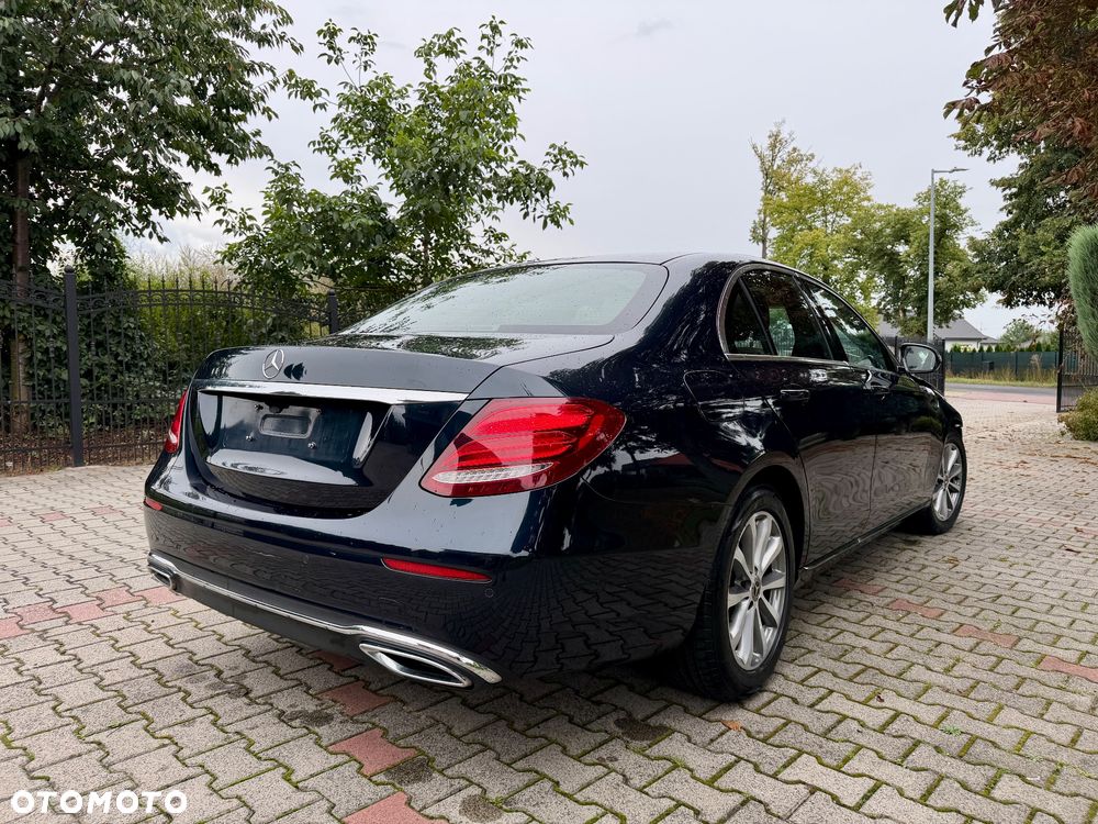 Mercedes-Benz Klasa E 200 d 9G-TRONIC Exclusive - 1