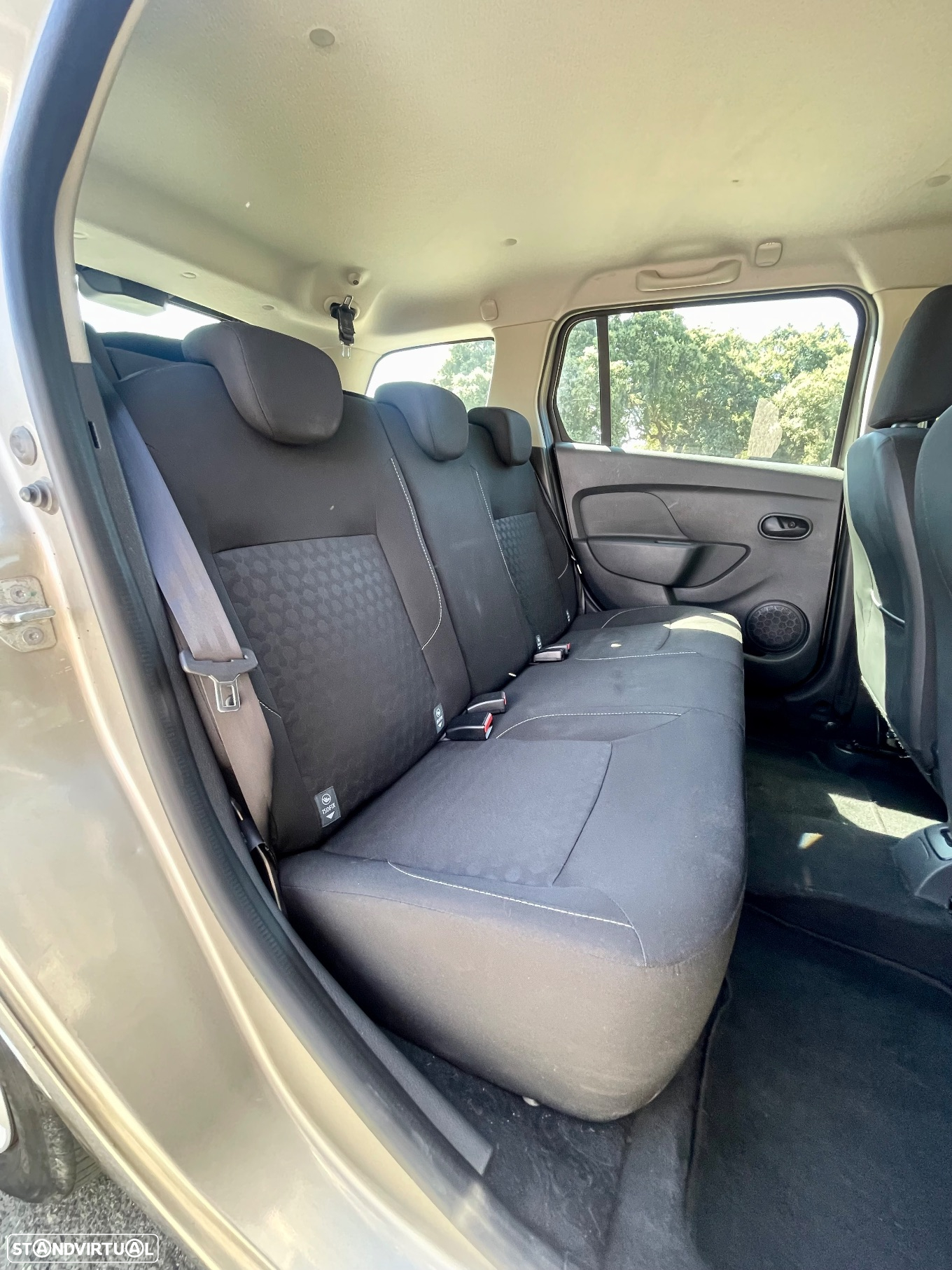 Dacia Logan MCV 0.9 TCe Confort - 17