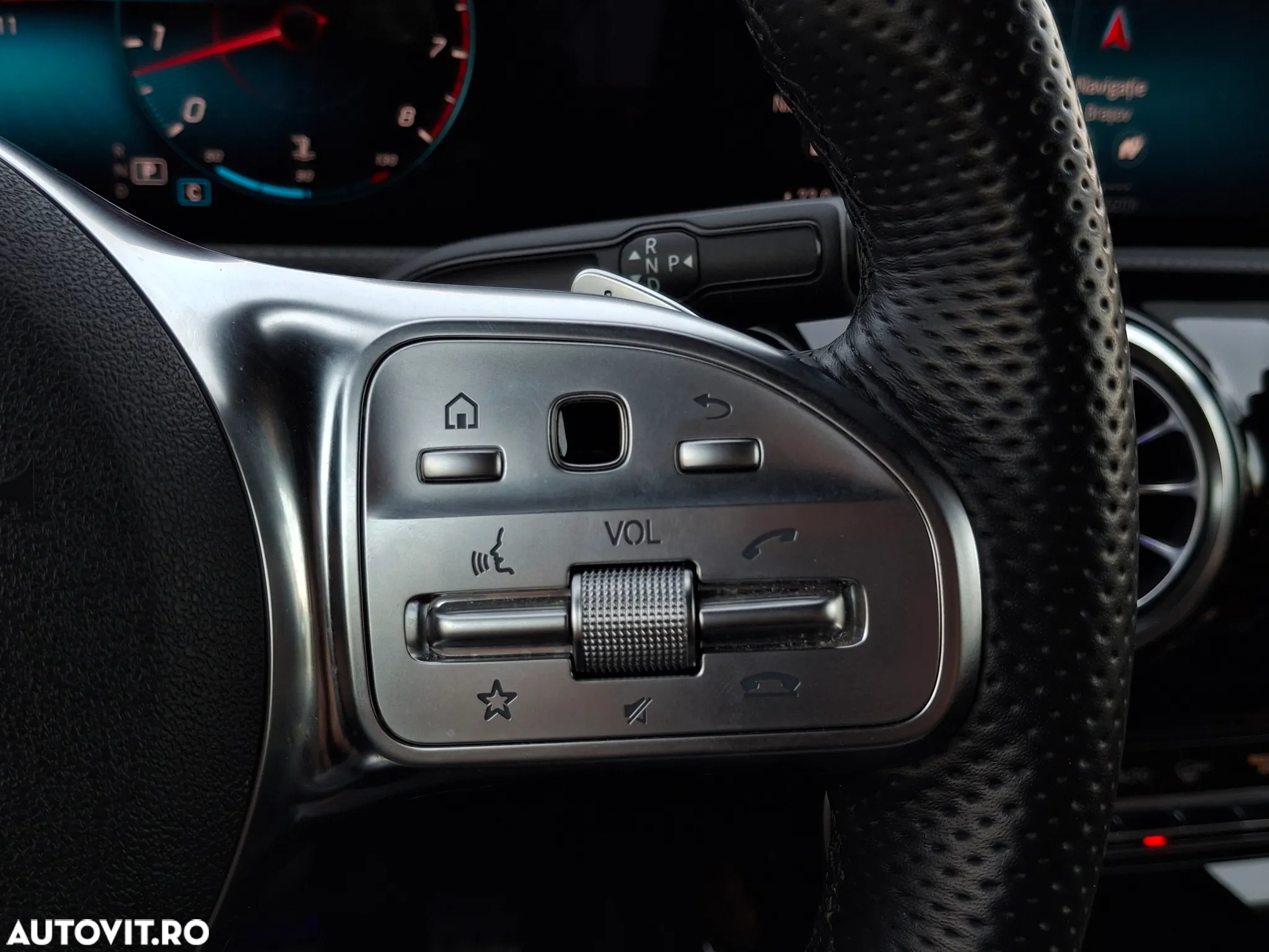 Mercedes-Benz CLA - 15