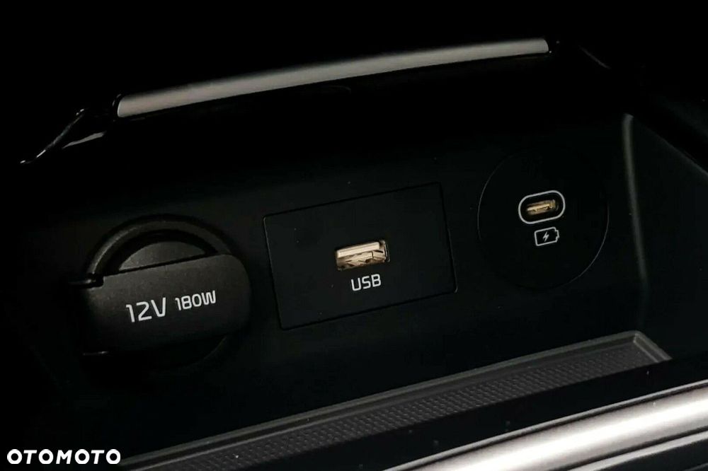 Kia XCeed 1.6 T-GDI Business Line DCT - 27