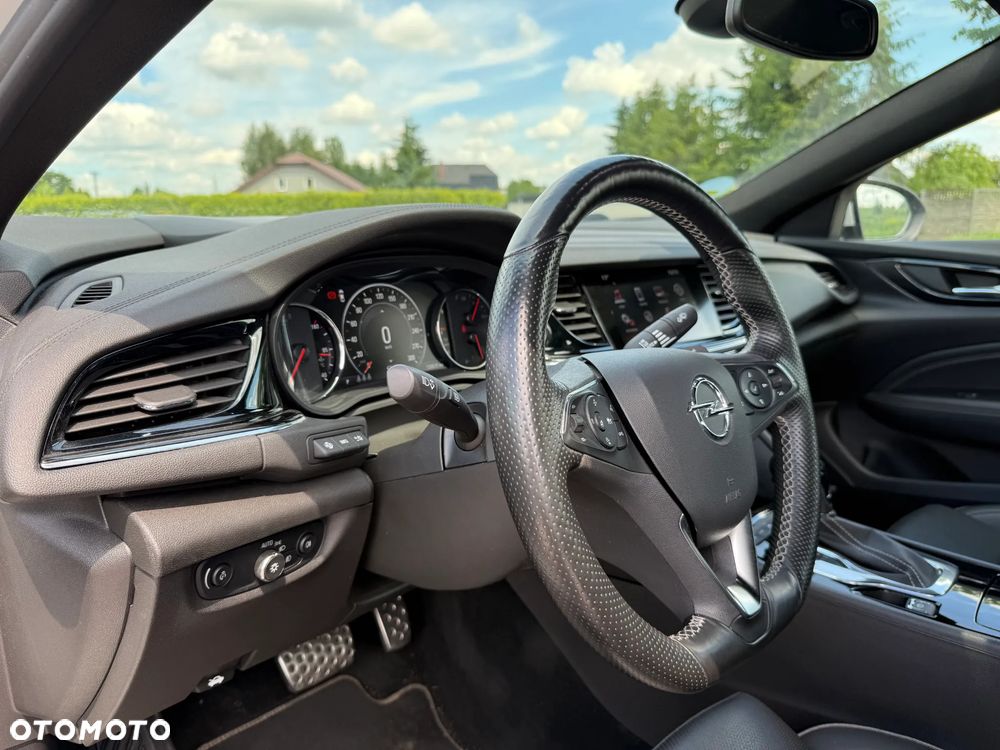 Opel Insignia Sport2.0 Direct InjTurbo 4x4 Innovation - 9