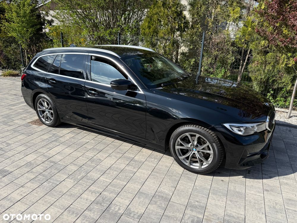 BMW Seria 3 320d Sport Line - 1