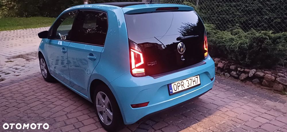 Volkswagen up! 1.0 Black Style - 11