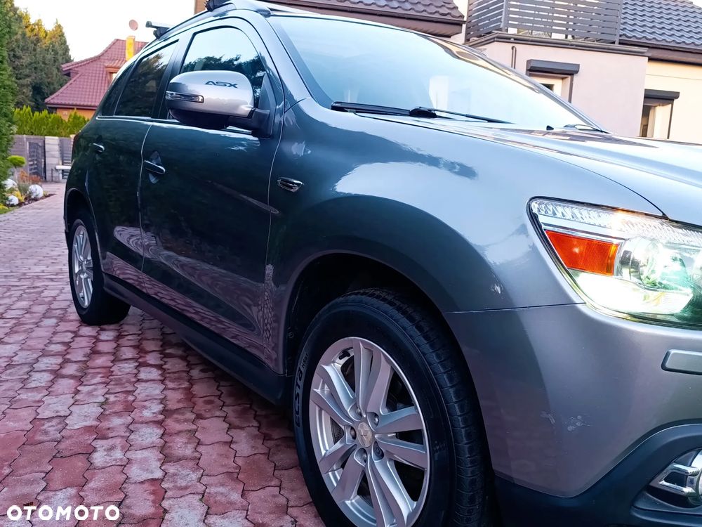 Mitsubishi ASX - 16