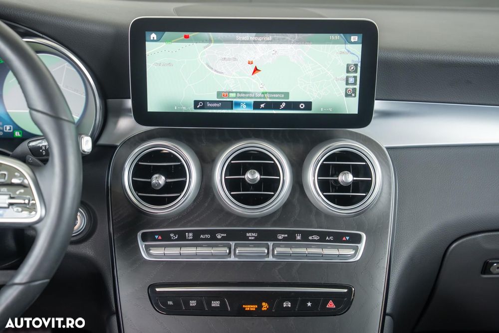 Mercedes-Benz GLC 300 de 4Matic 9G-TRONIC - 19