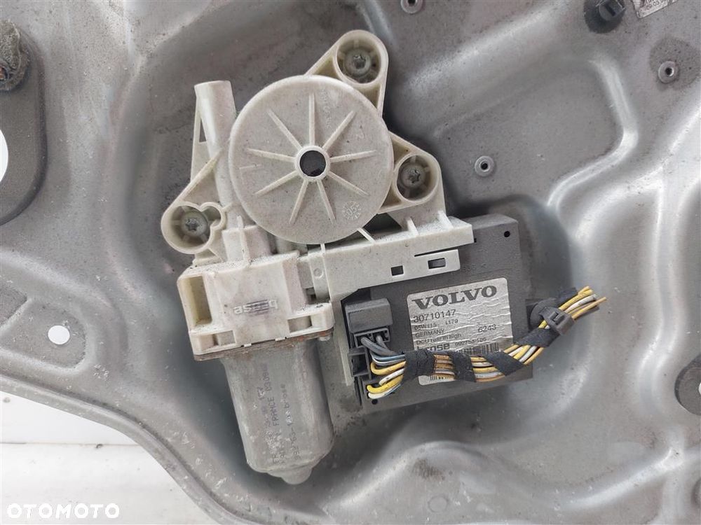 Podnośnik szyby tył tylny lewy Volvo V50 2004–2012 BROSE - 2