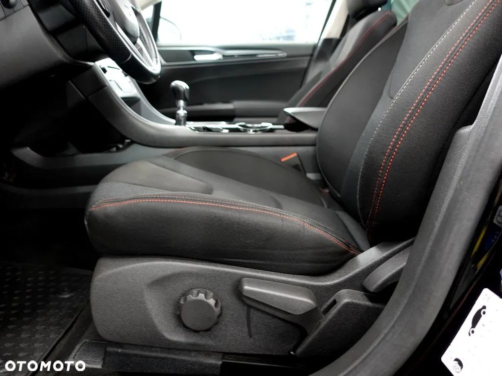 Ford Mondeo 2.0 TDCi ST-Line - 14