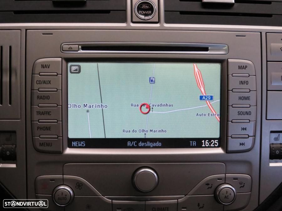 Ford Kuga 2.0 TDCi 4x4 Aut. Titanium - 16