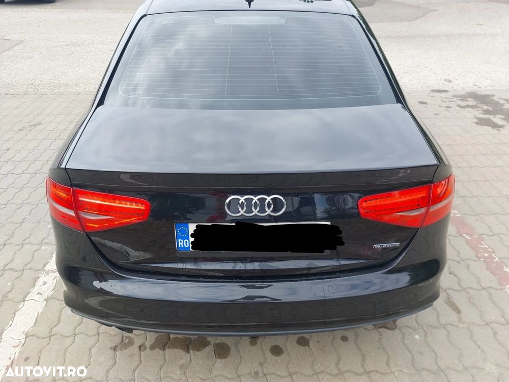Audi A4 2.0 TDI quattro Stronic - 9