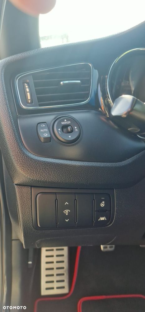 Kia ProCeed 1.6 T-GDI GT L - 22