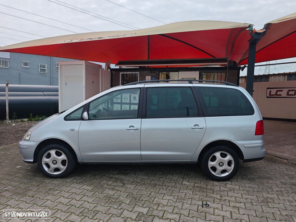 Seat Alhambra 2005 photo 2