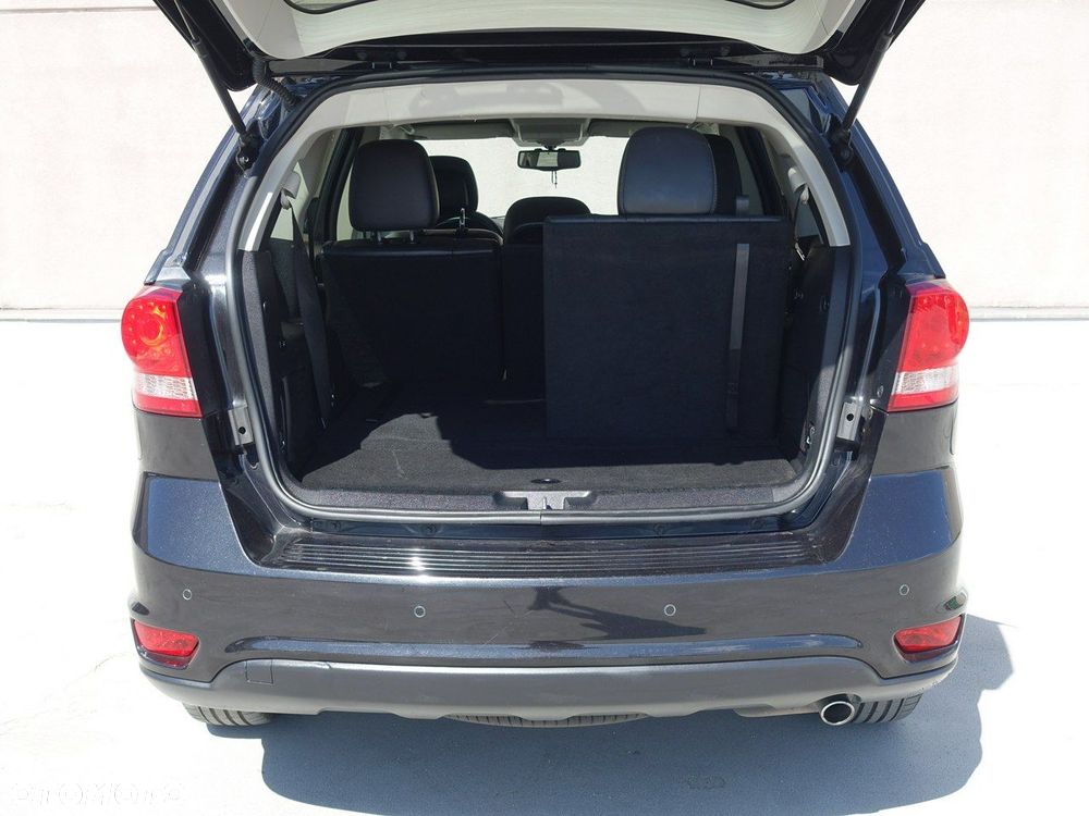 Fiat Freemont 2.0 Multijet Lounge AWD - 31