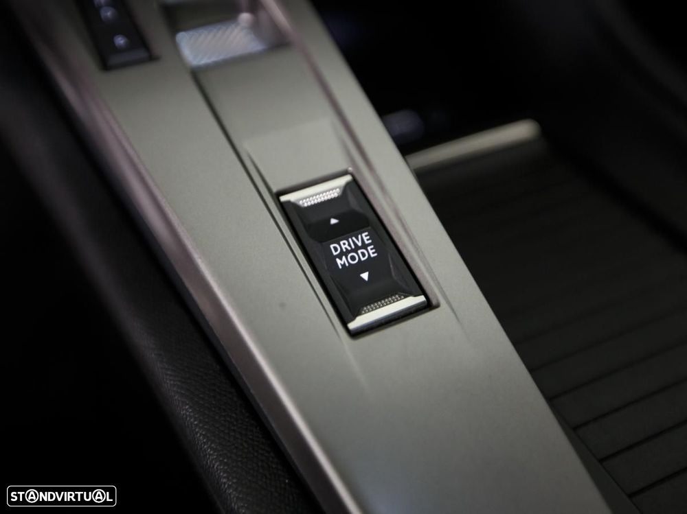 Peugeot 308 SW 1.6 Hybrid Active e-EAT8 - 20