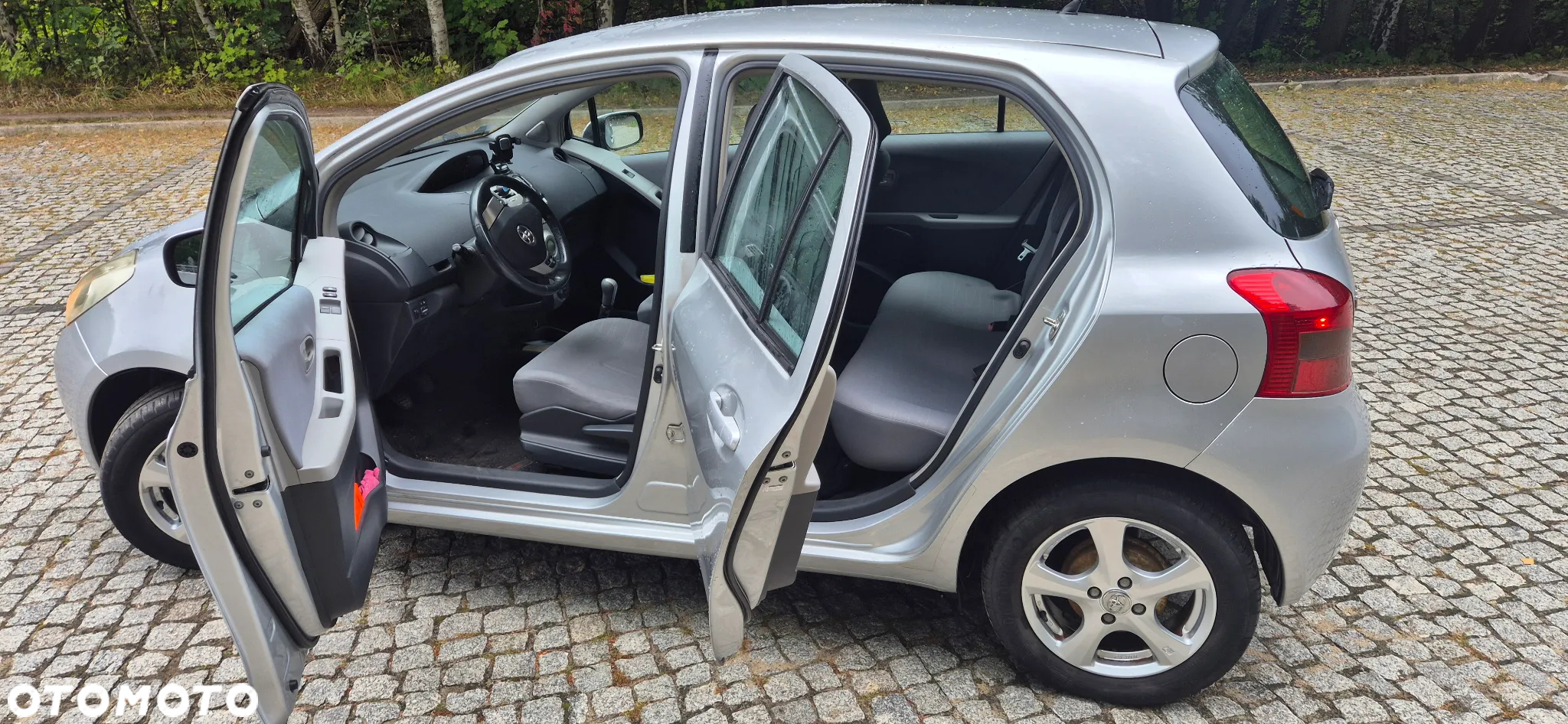 Toyota Yaris 1.3 VVT-i Sol - 5