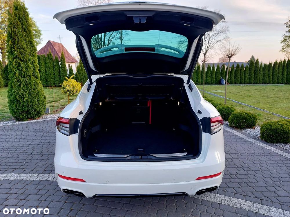 Maserati Levante Q4 GranSport - 38