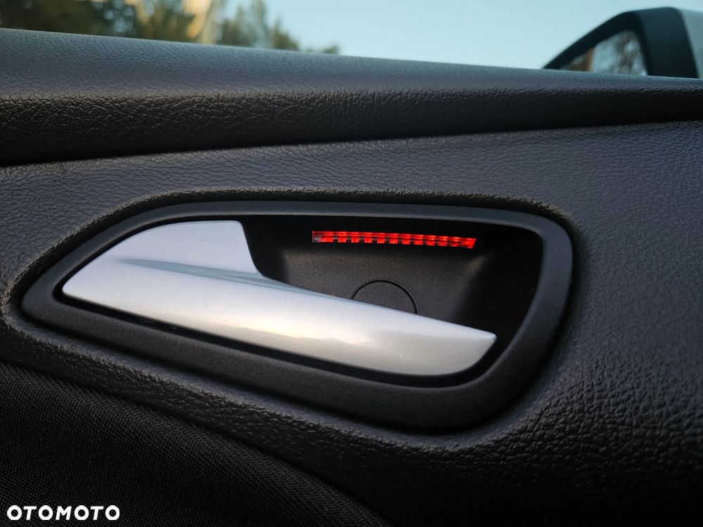 Ford Focus 1.6 Titanium - 36