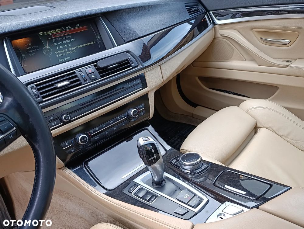 BMW Seria 5 520d Luxury Line - 15