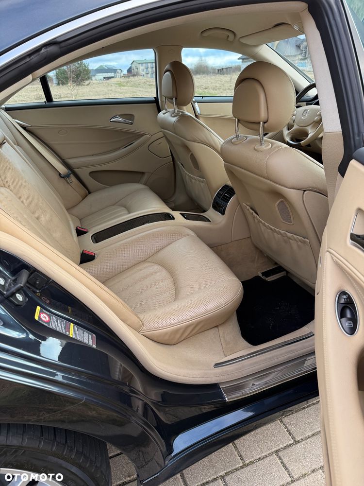 Mercedes-Benz CLS 500 - 5