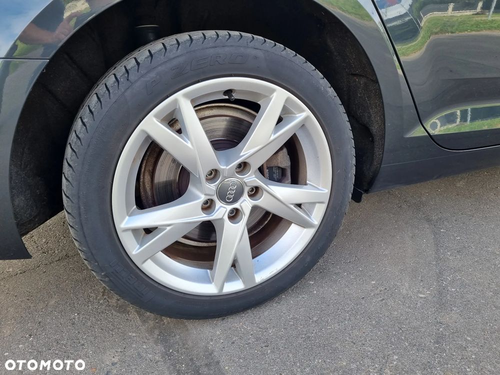Audi A4 Avant 2.0 TDI - 23