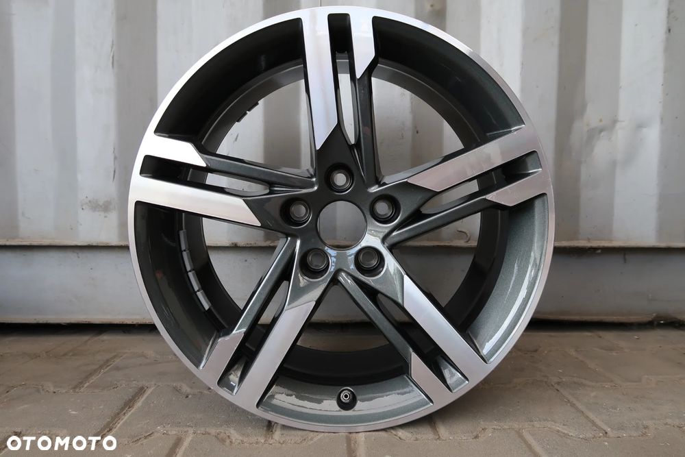 AD6  Felga Audi 8w0601025M 8x18et40 audi a4 - 3