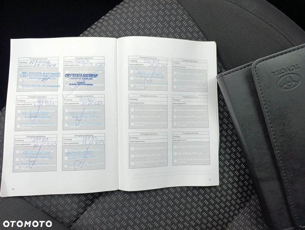 Toyota Corolla 1.6 Premium + - 39