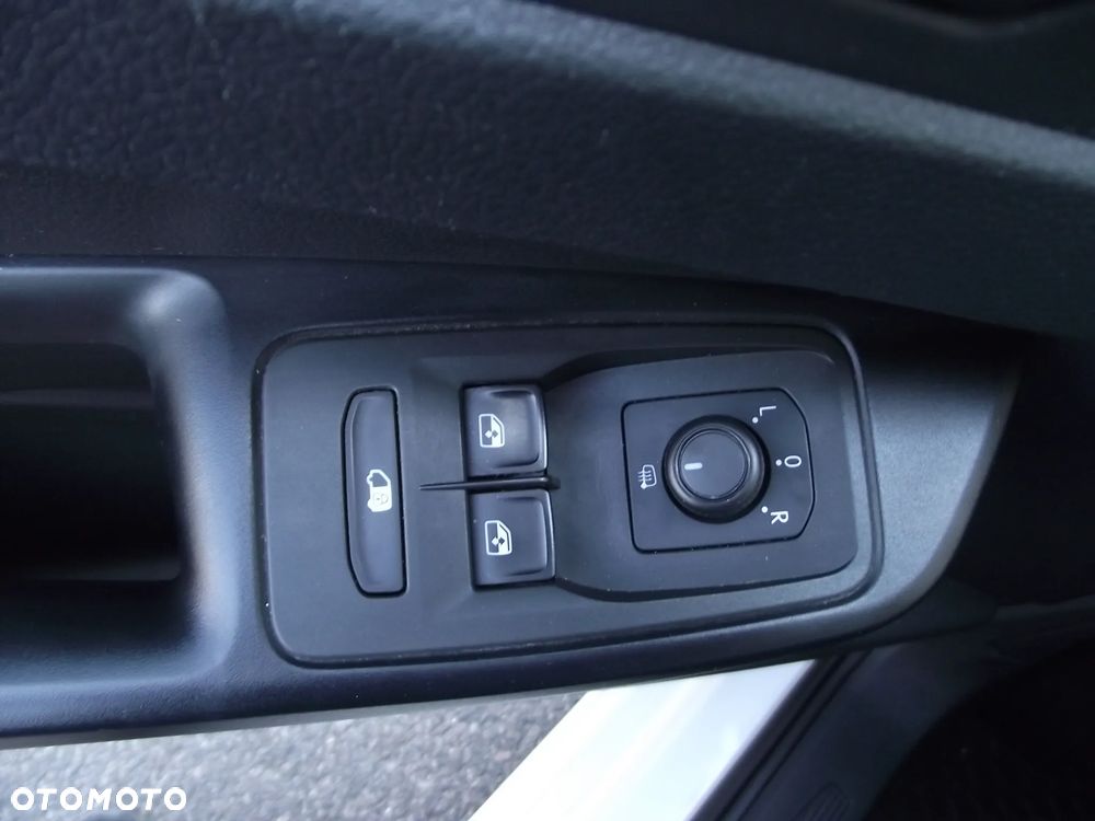 Volkswagen CADDY MAXI - 22