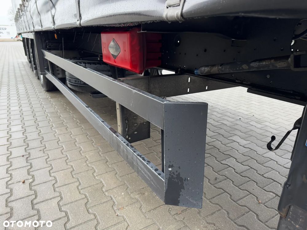 Schmitz Cargobull VARIOS 2,70-3-05m,  oś podnoszona!! 385/55R22,5 - 24