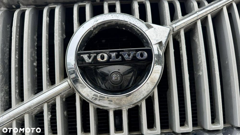 Volvo XC 90 - 35