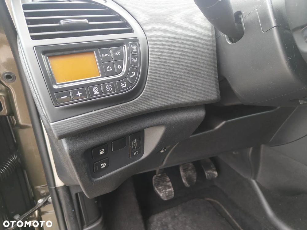 Citroën C4 Grand Picasso - 29