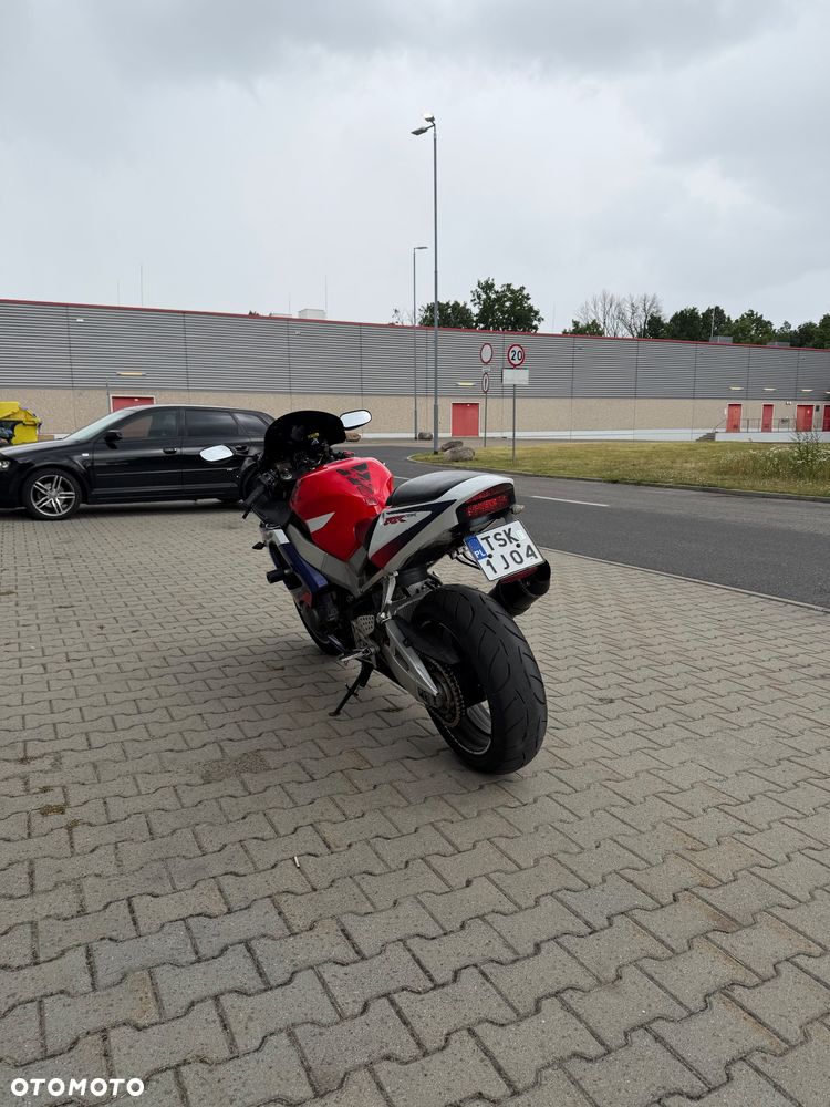 Honda CBR - 11