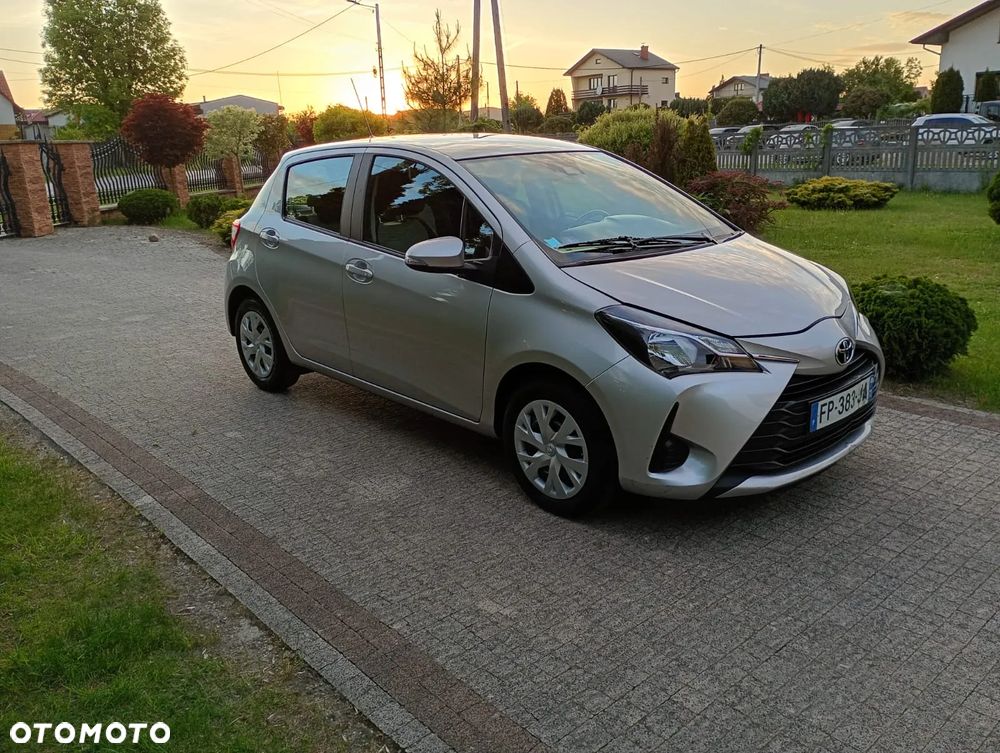 Toyota Yaris - 5
