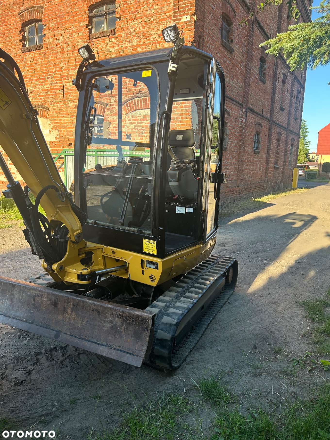 Caterpillar 302.7DCR - 3
