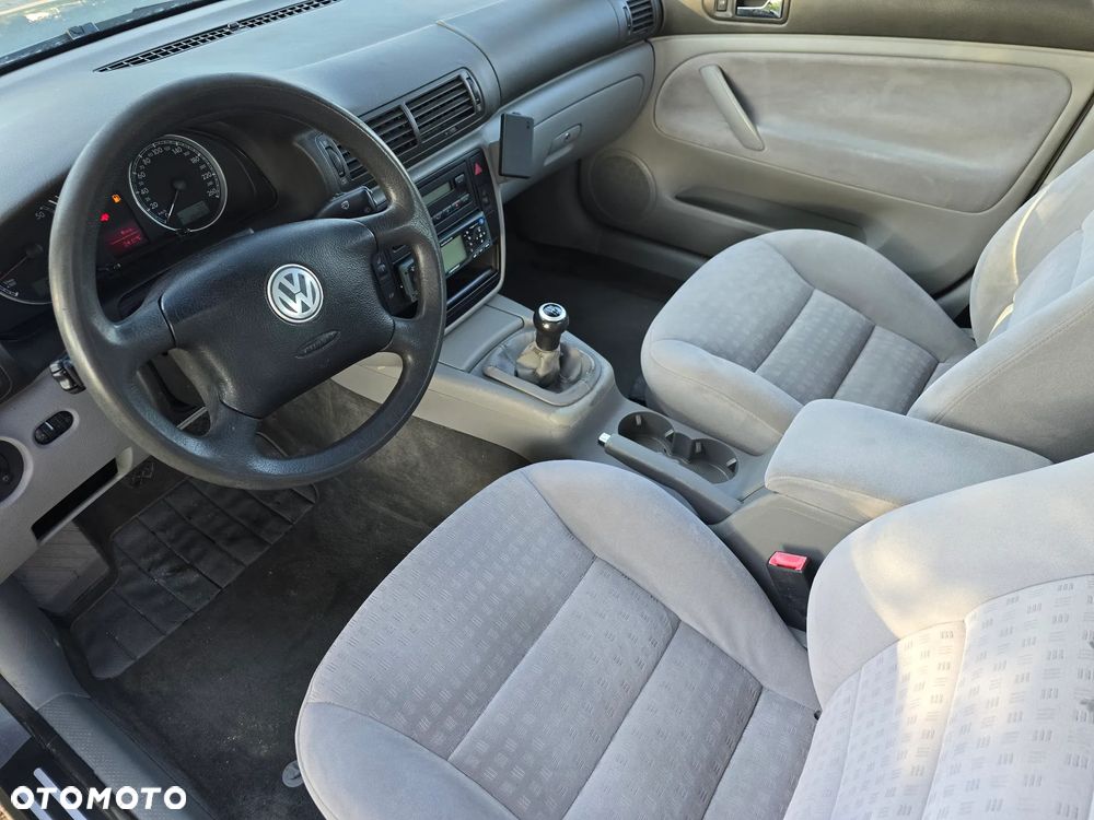 Volkswagen Passat 2.0 Comfortline - 10