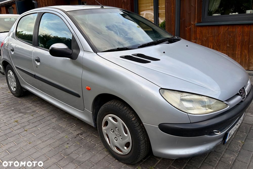Peugeot 206 1.1 XR Presence - 2