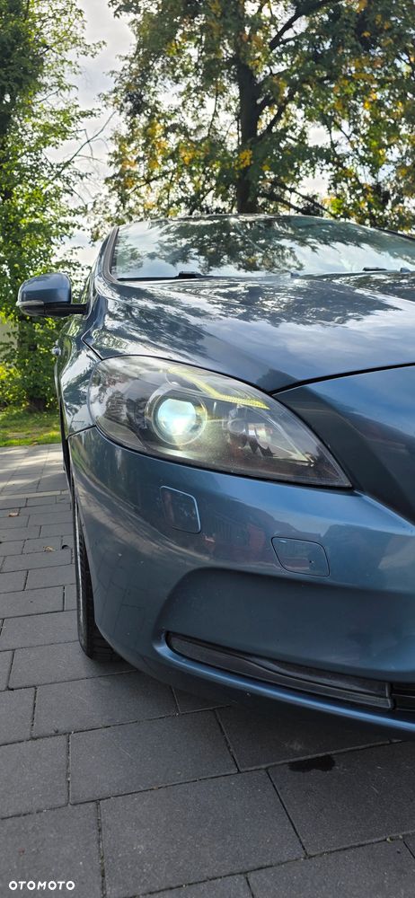 Volvo V40 D3 Momentum - 29