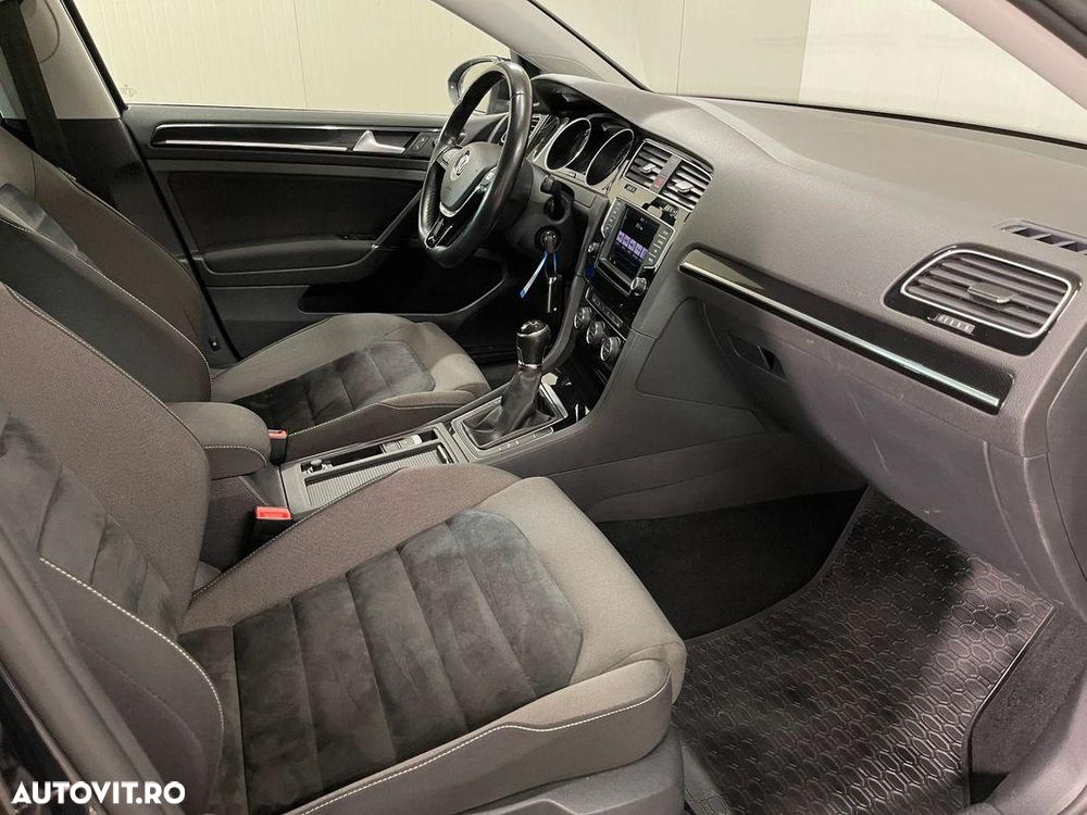 Volkswagen Golf 1.6 TDI DPF BMT Highline - 10