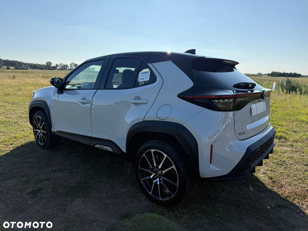 Toyota Yaris Cross 1.5 VVT-i GR Sport - 3