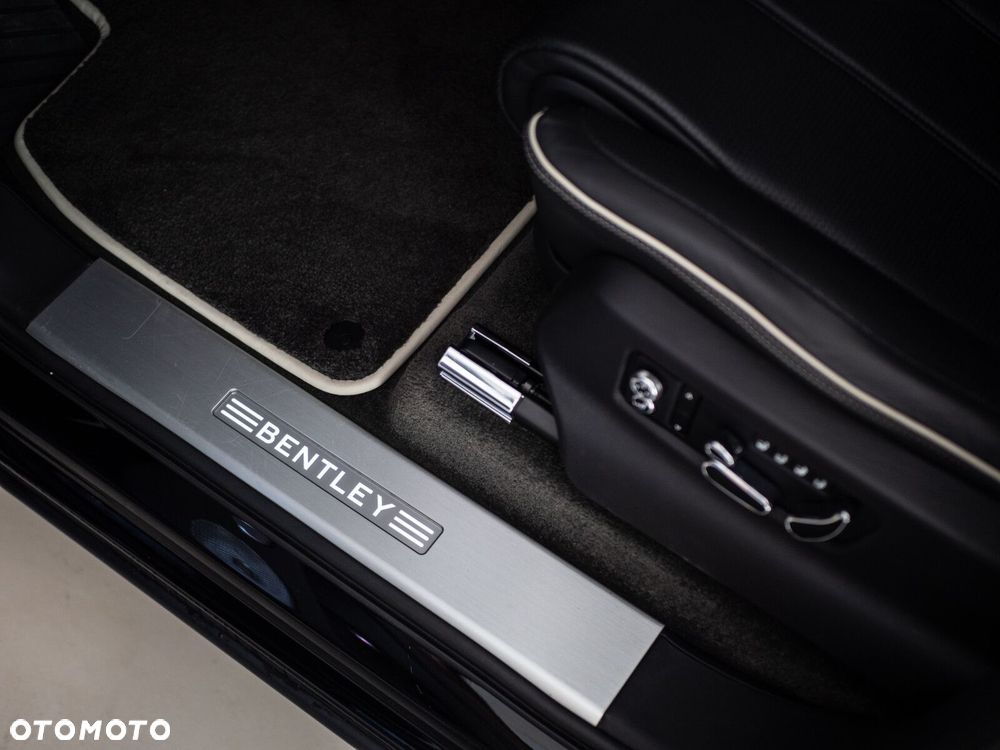 Bentley Bentayga - 35