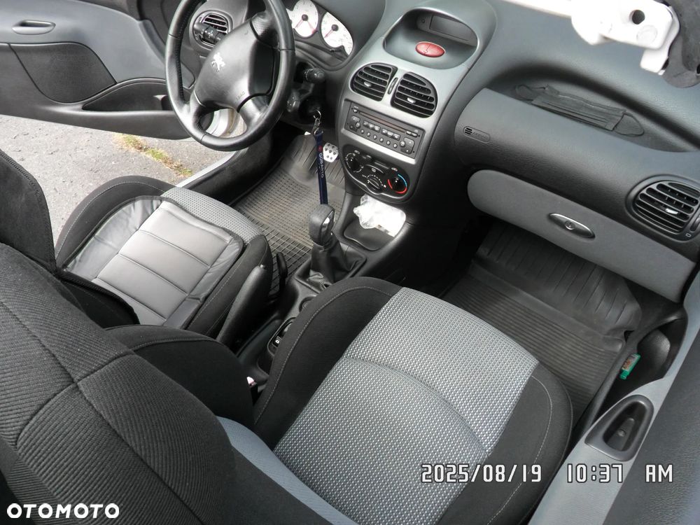 Peugeot 206 CC ver-1-6-euro3 - 9