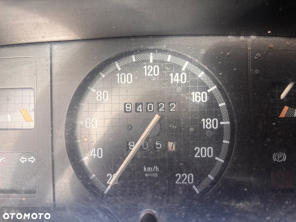 Opel Kadett 1.6 GL - 10