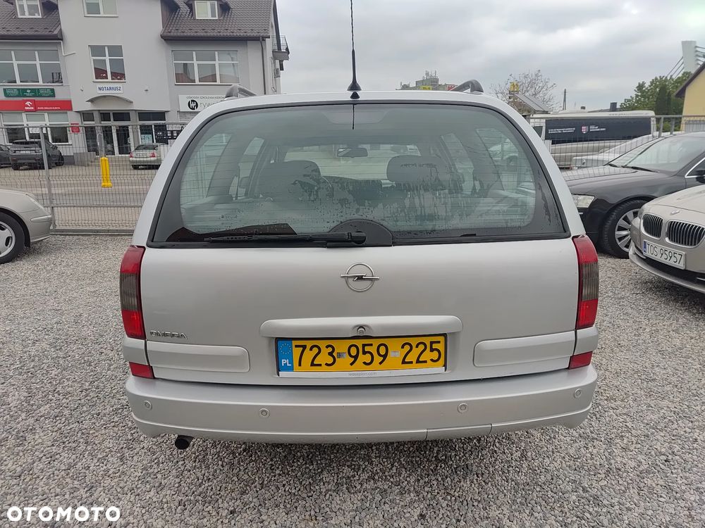 Opel Omega 2.2 Elegance - 4
