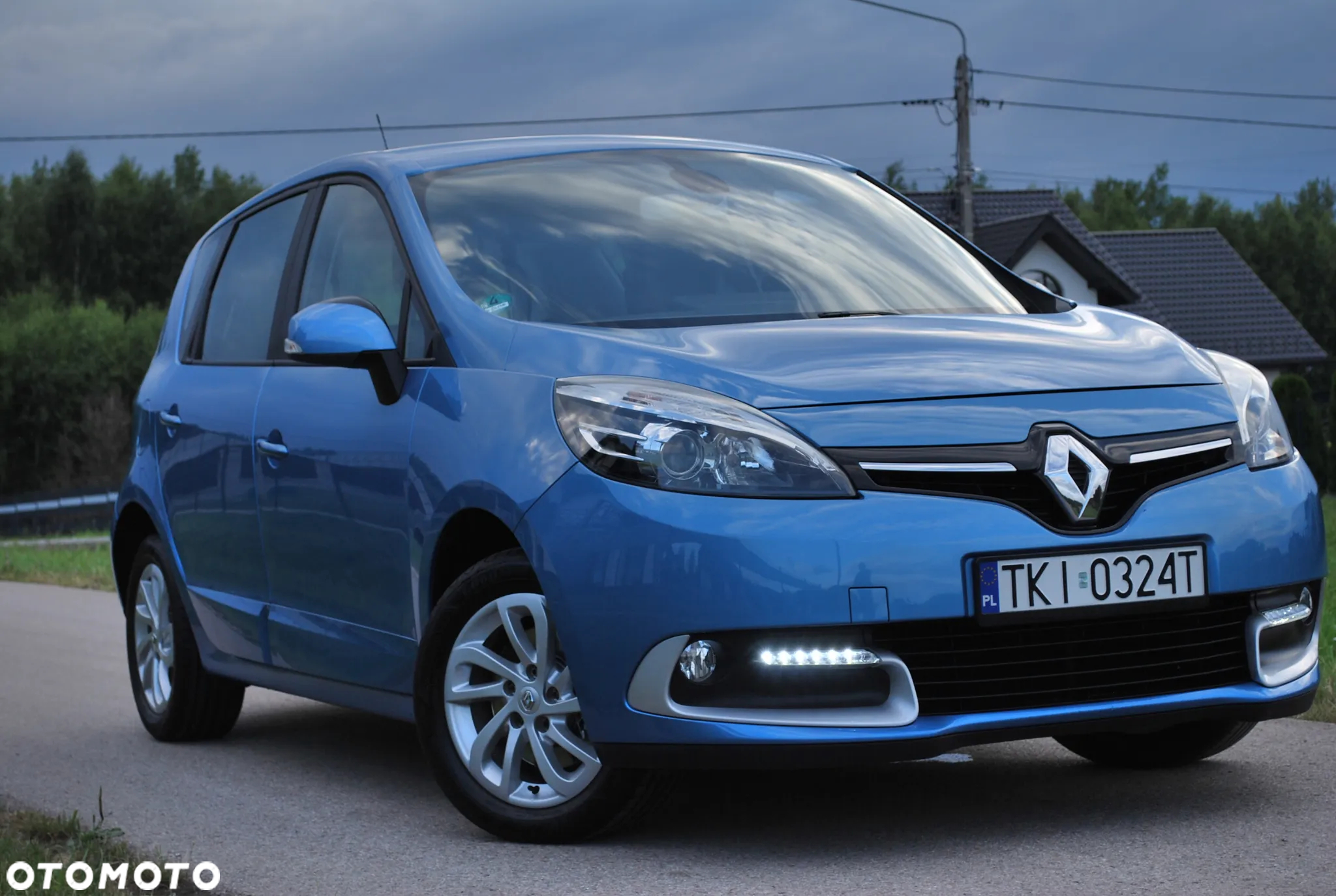 Renault Scenic 1.6 16V 110 LIMITED - 13