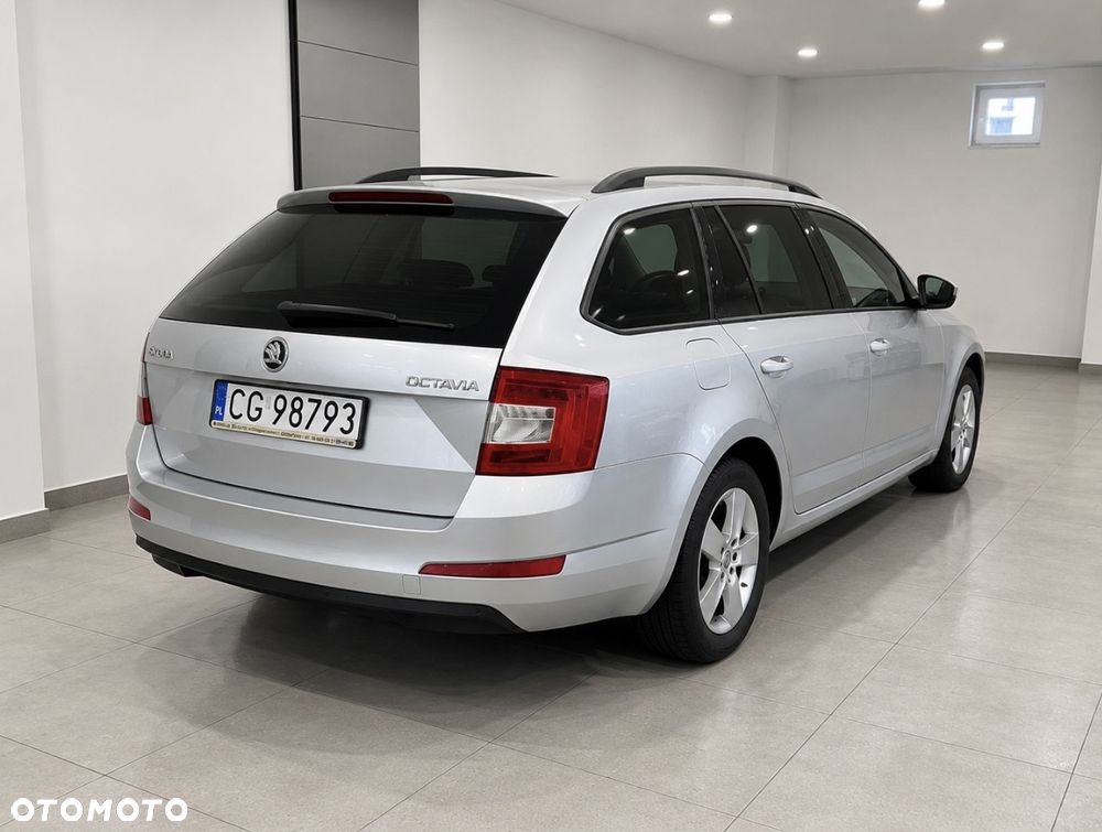 Skoda Octavia 2.0 TDI Ambition - 2