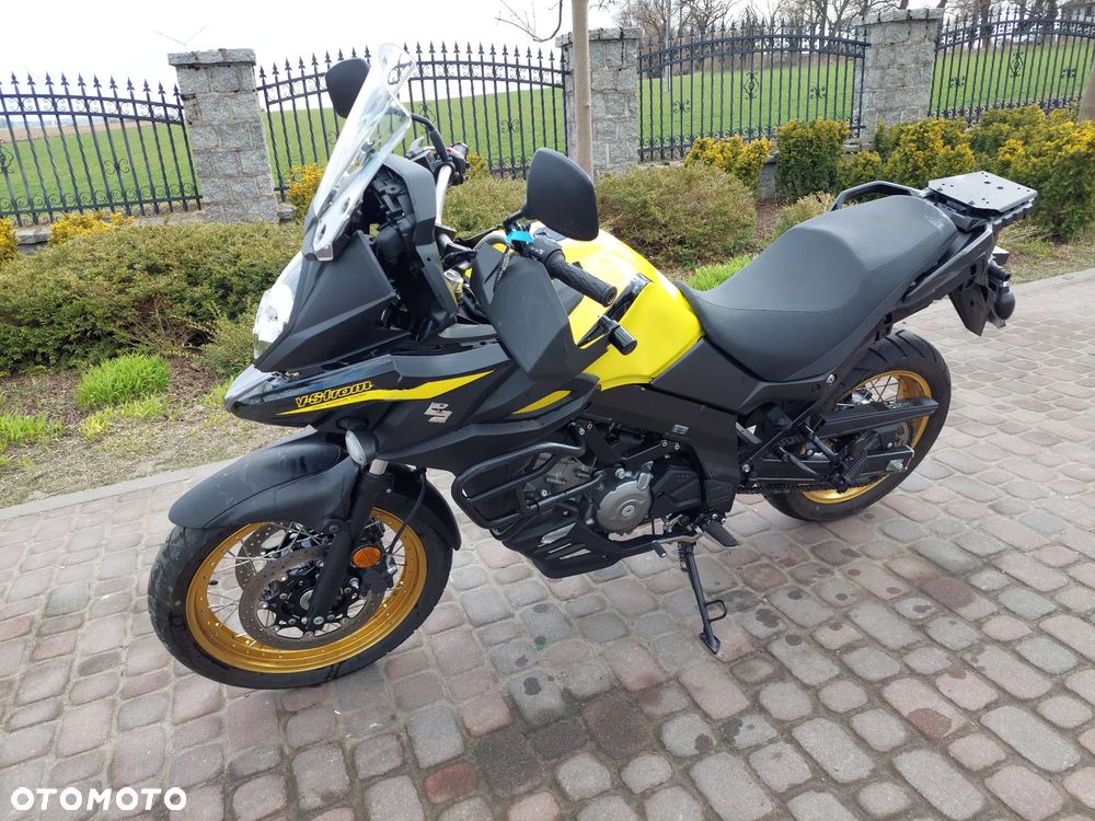 Suzuki V-STROM - 2